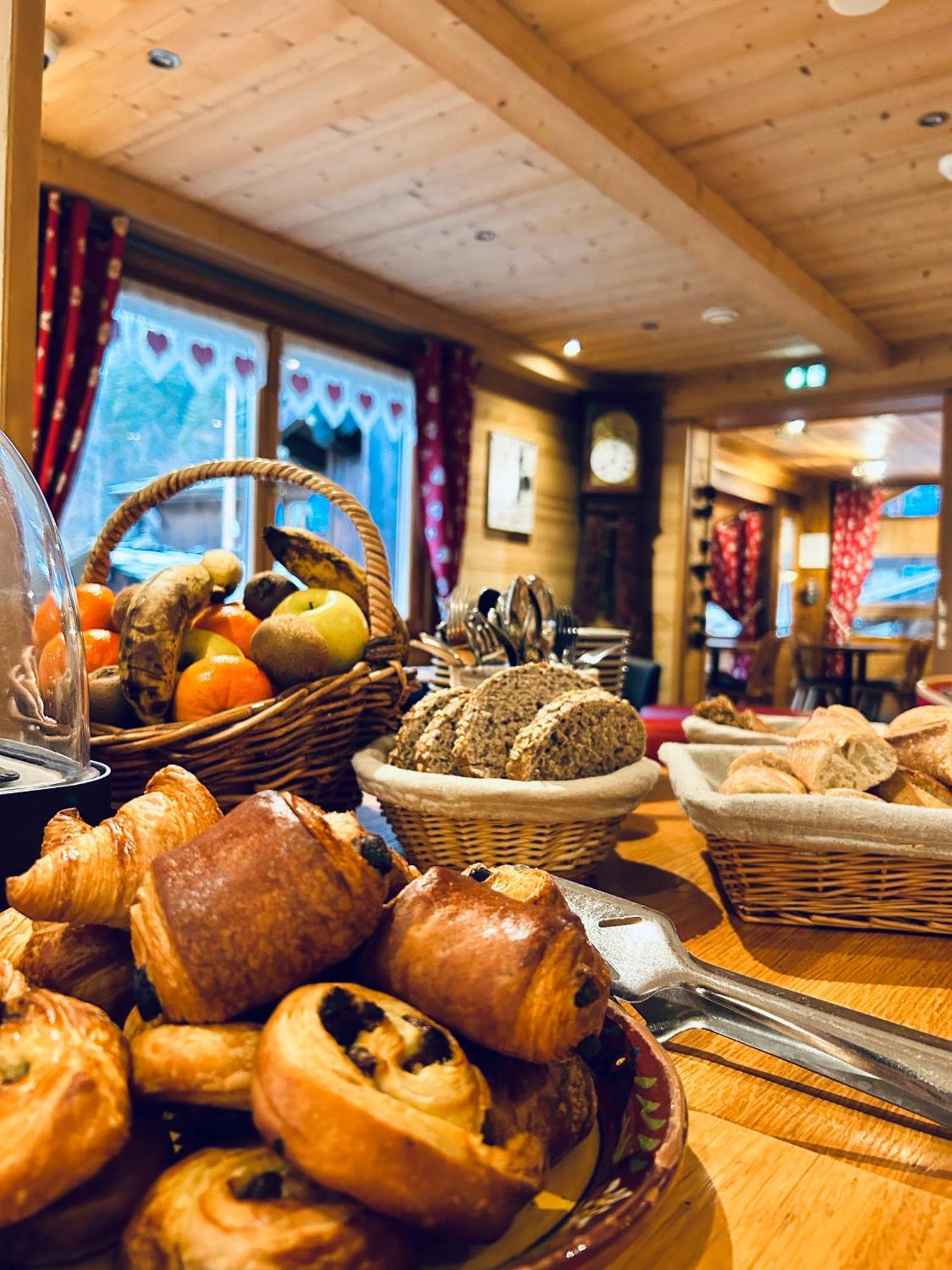 Hameau Des Prodains - Hotel Morzine Bagian luar foto
