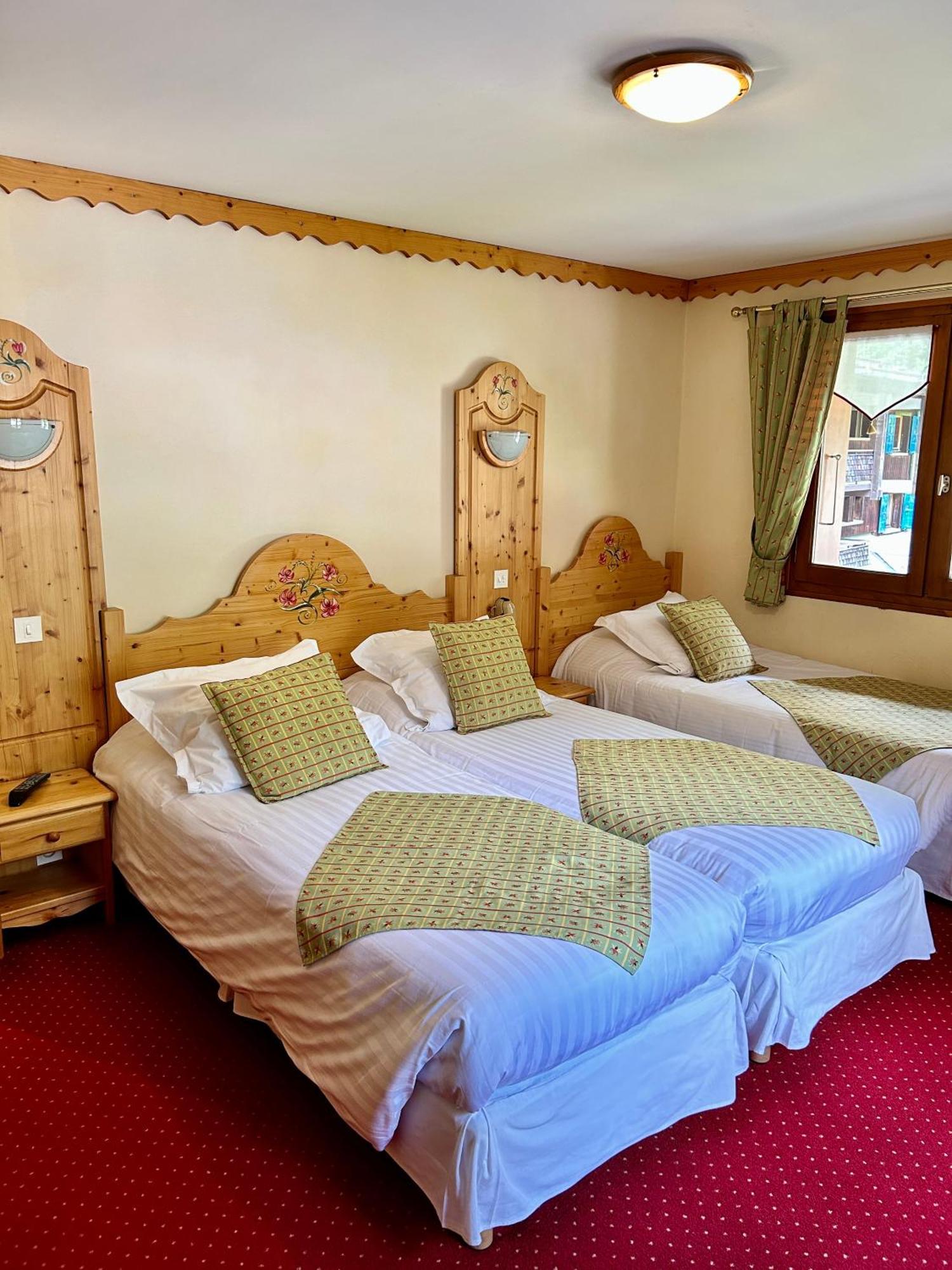 Hameau Des Prodains - Hotel Morzine Bagian luar foto