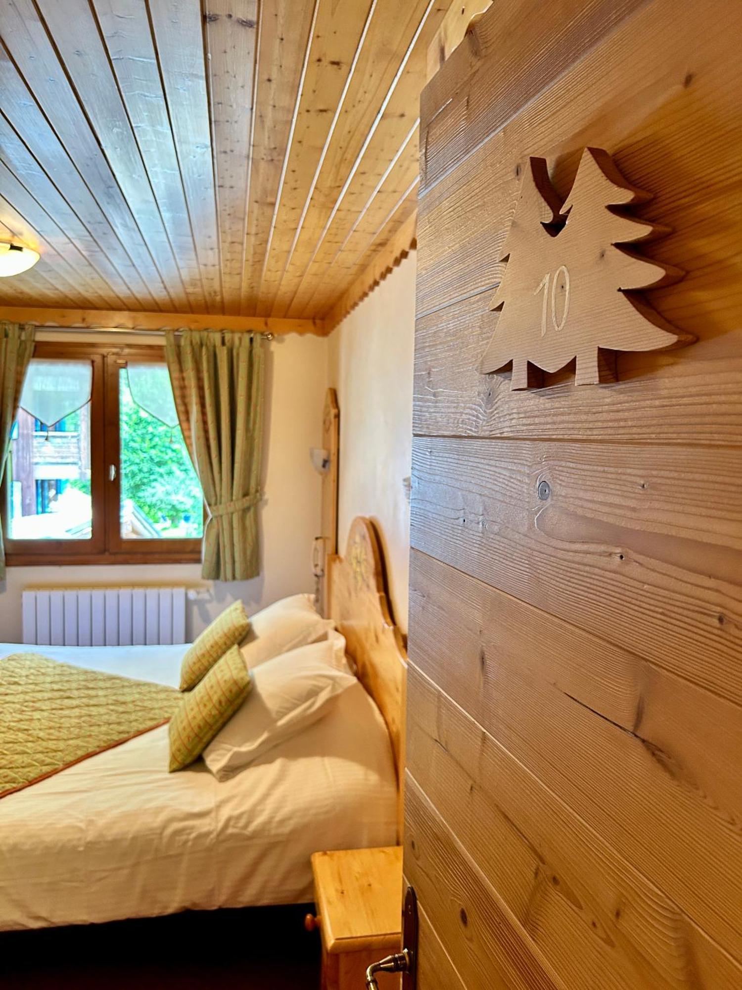 Hameau Des Prodains - Hotel Morzine Bagian luar foto